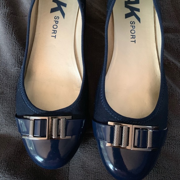 Anne Klein Sport Shoes - ANNE KLEIN FLATS. SZ8 M Anne Klein Sport Shoes - ANNE KLEIN FLATS. SZ8 M